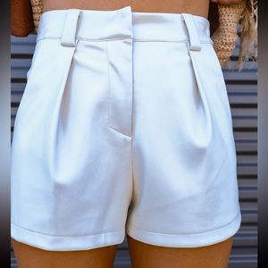 FLIP THE SWITCH POCKETED FAUX LEATHER SHORTS - CREAM